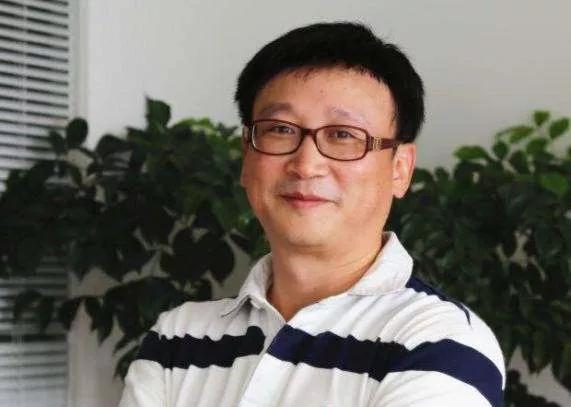 曾松柏 曾松柏